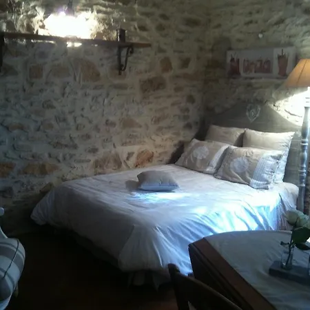 D'hotes De Charme Le Bartas Bed & Breakfast
