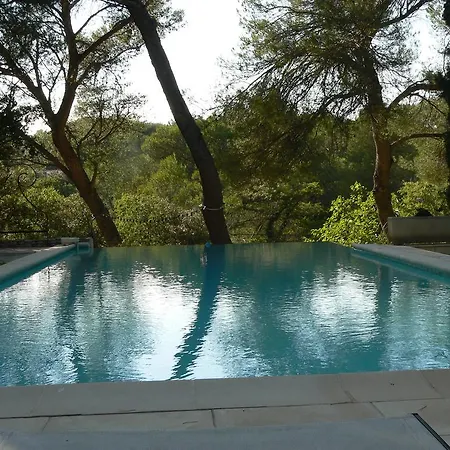 D'hotes De Charme Le Bartas Bed & Breakfast Nîmes